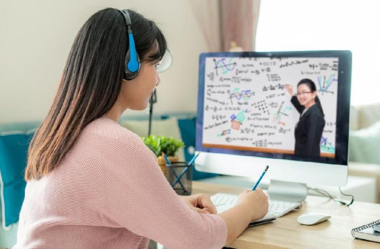 Belajar Online: Solusi atau Tantangan Baru?